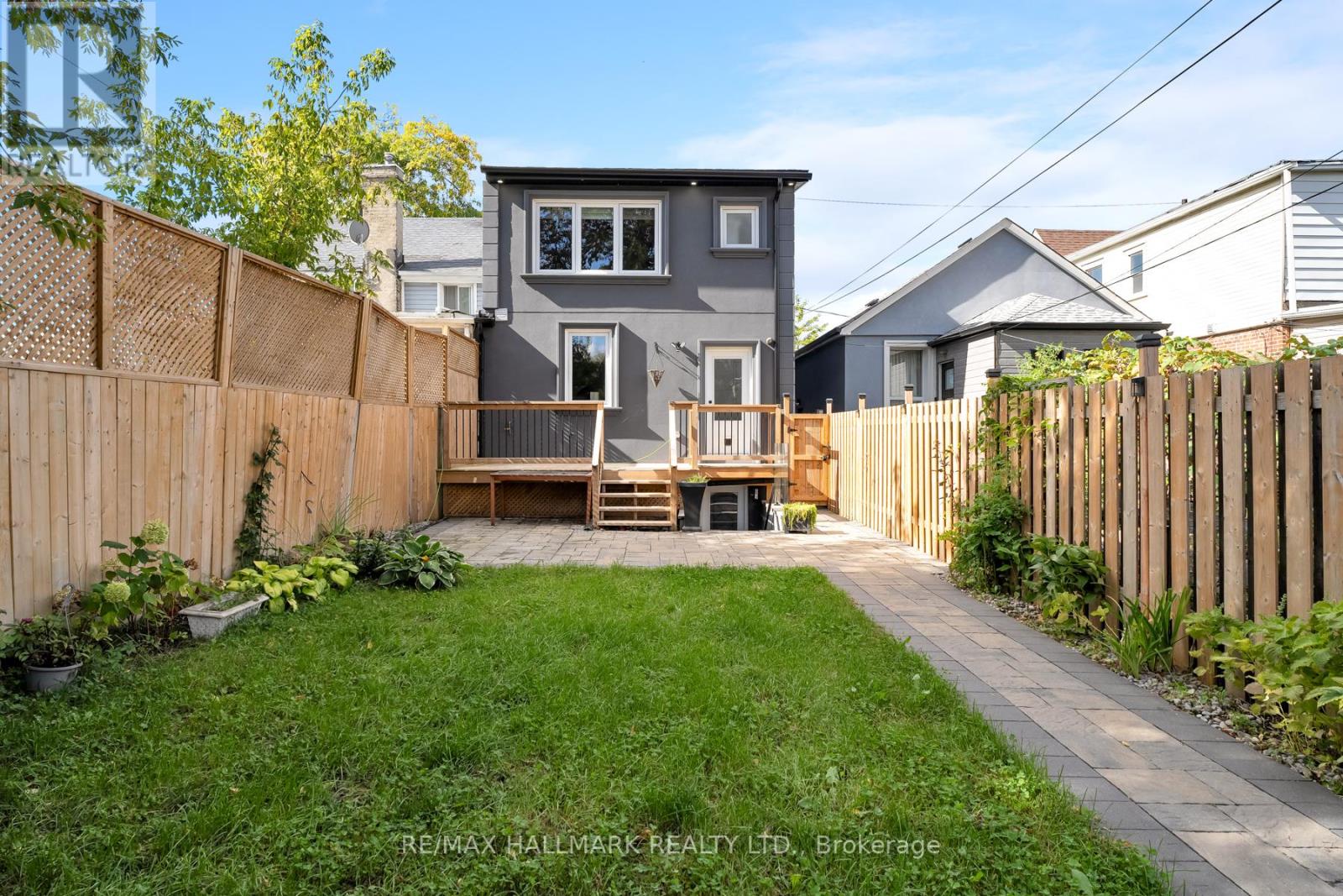3 Thyra Avenue, Toronto (East York), Ontario  M4C 5G4 - Photo 45 - E12455001