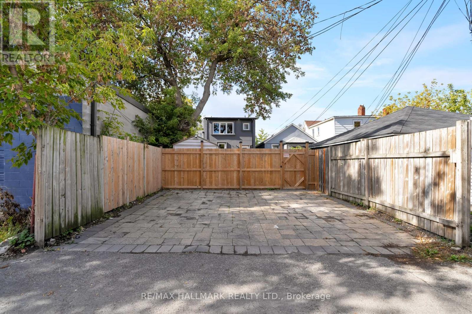 3 Thyra Avenue, Toronto (East York), Ontario  M4C 5G4 - Photo 47 - E12455001