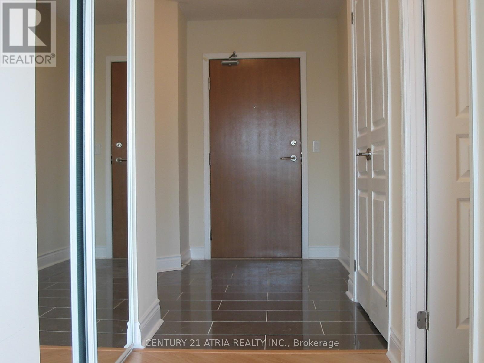708 - 75 South Town Centre Boulevard, Markham, Ontario  L6G 0B3 - Photo 11 - N12454879