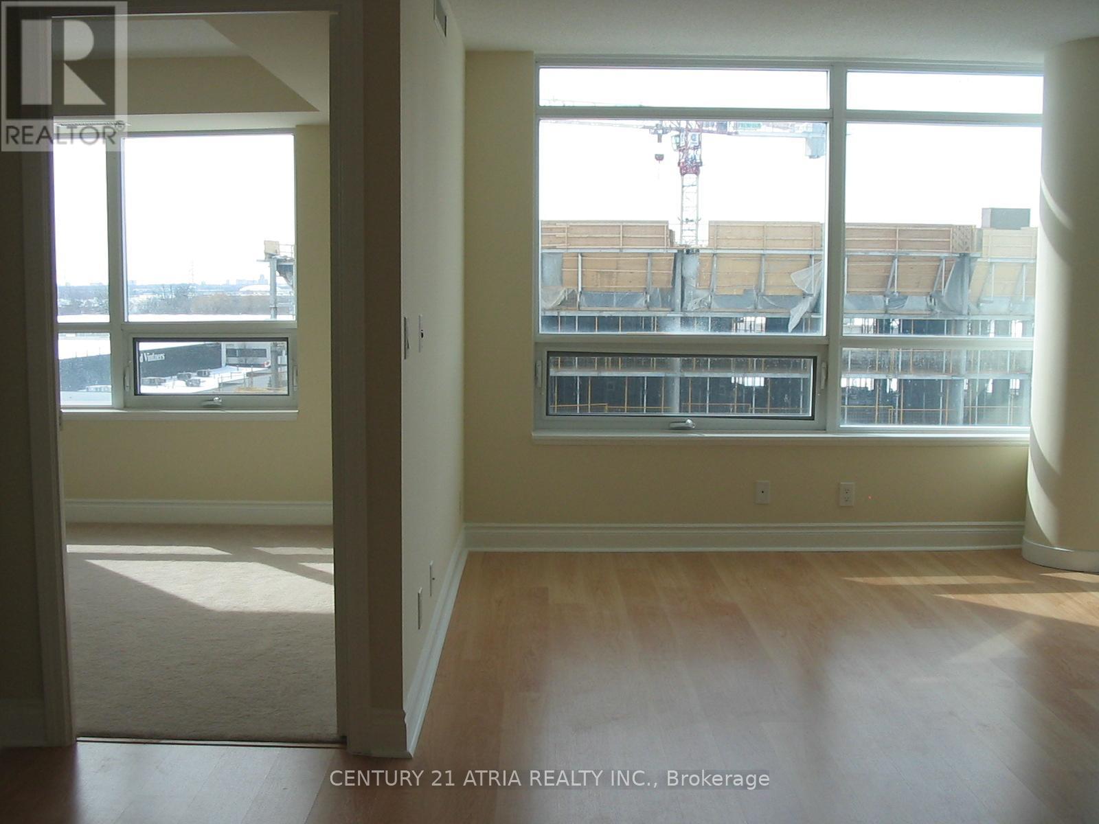 708 - 75 South Town Centre Boulevard, Markham, Ontario  L6G 0B3 - Photo 2 - N12454879