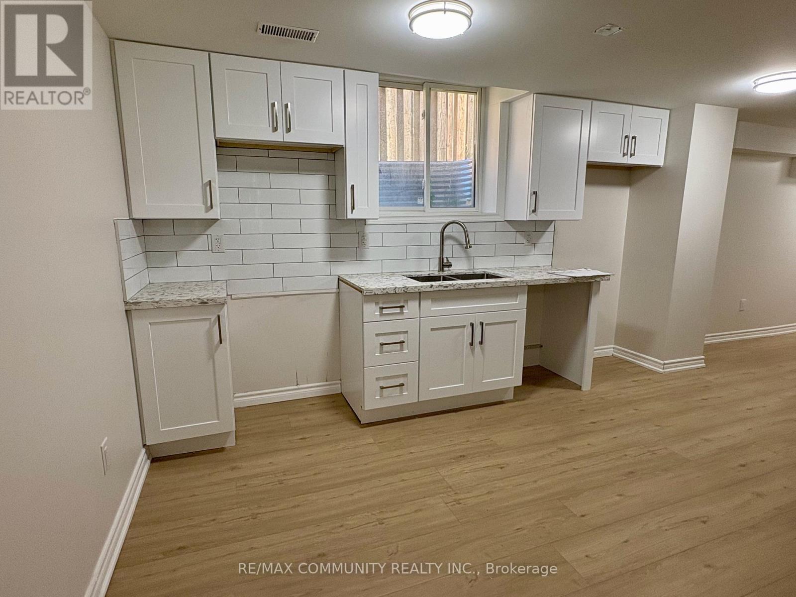 Basement B - 34 Coppard Avenue, Markham, Ontario  L3S 2M5 - Photo 2 - N12454882