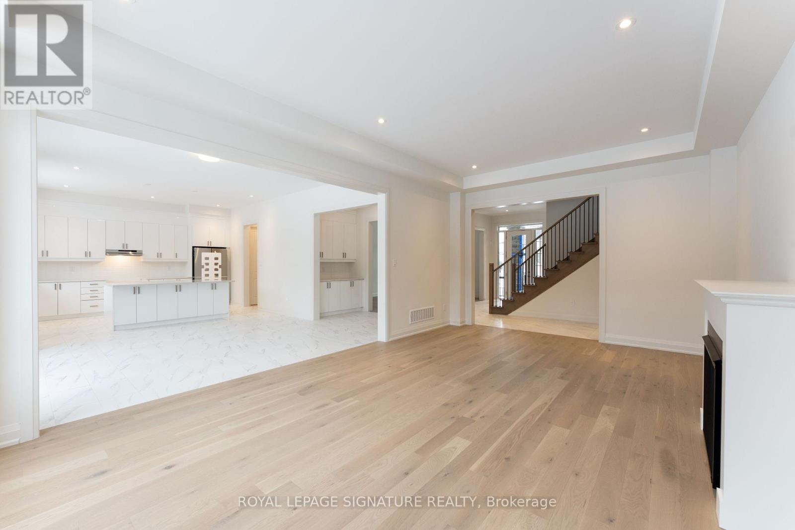 9 Mayflower Gardens, Adjala-Tosorontio, Ontario  L0G 1W0 - Photo 10 - N12454948