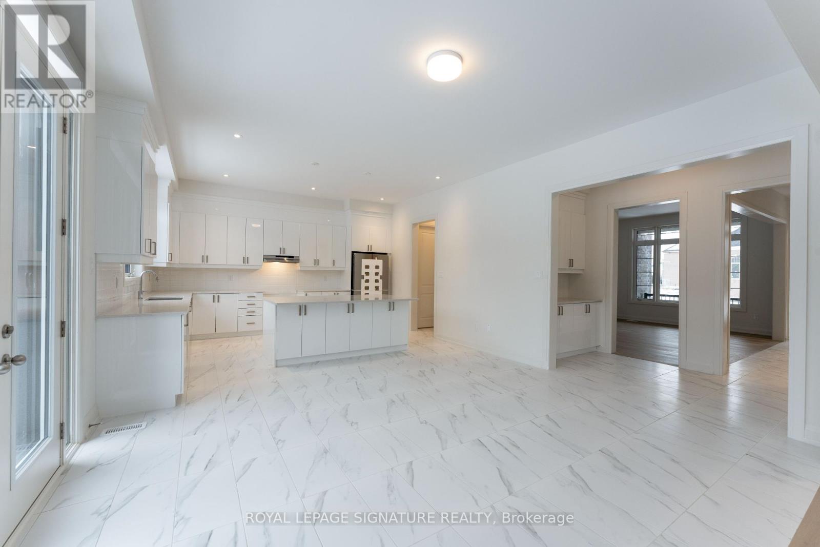 9 Mayflower Gardens, Adjala-Tosorontio, Ontario  L0G 1W0 - Photo 11 - N12454948