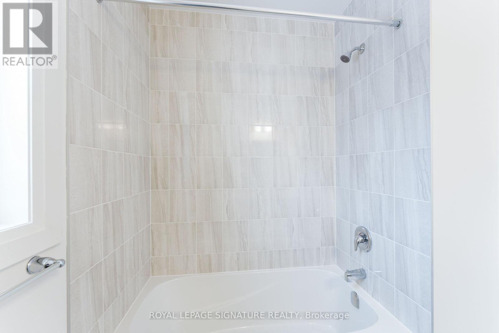 9 Mayflower Gardens, Adjala-Tosorontio, Ontario  L0G 1W0 - Photo 30 - N12454948