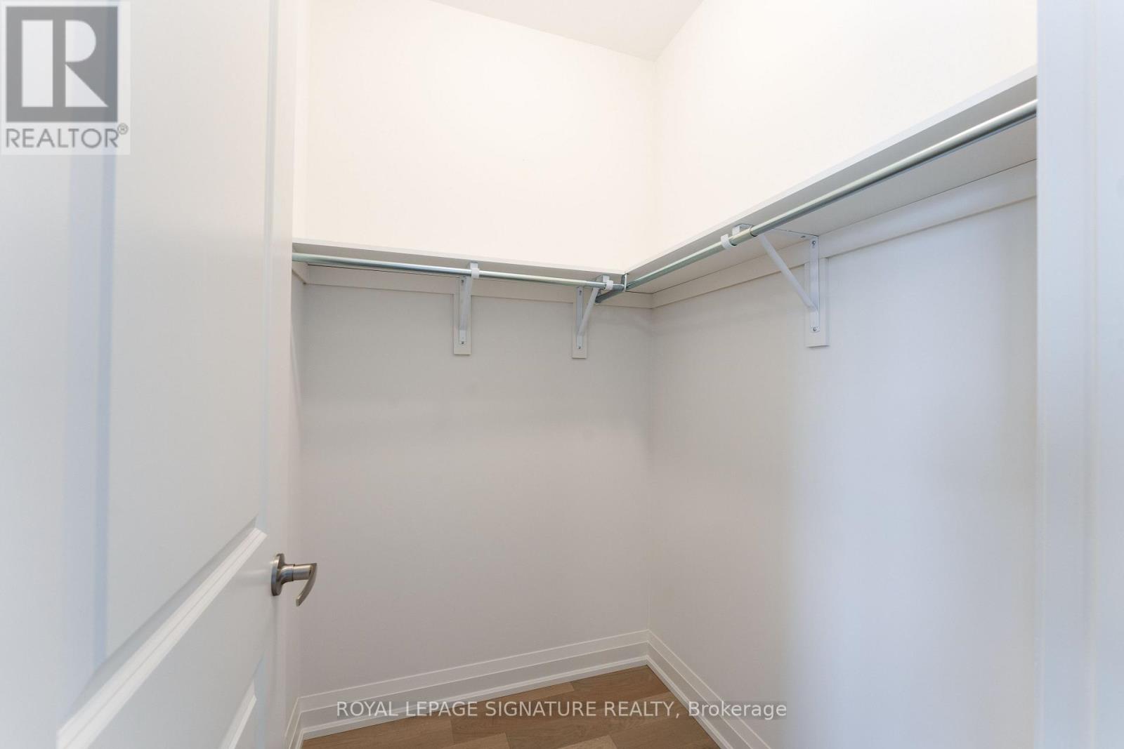 9 Mayflower Gardens, Adjala-Tosorontio, Ontario  L0G 1W0 - Photo 36 - N12454948