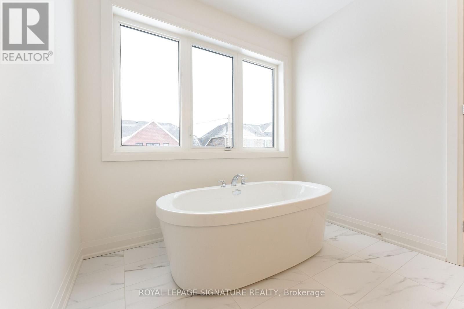 9 Mayflower Gardens, Adjala-Tosorontio, Ontario  L0G 1W0 - Photo 41 - N12454948