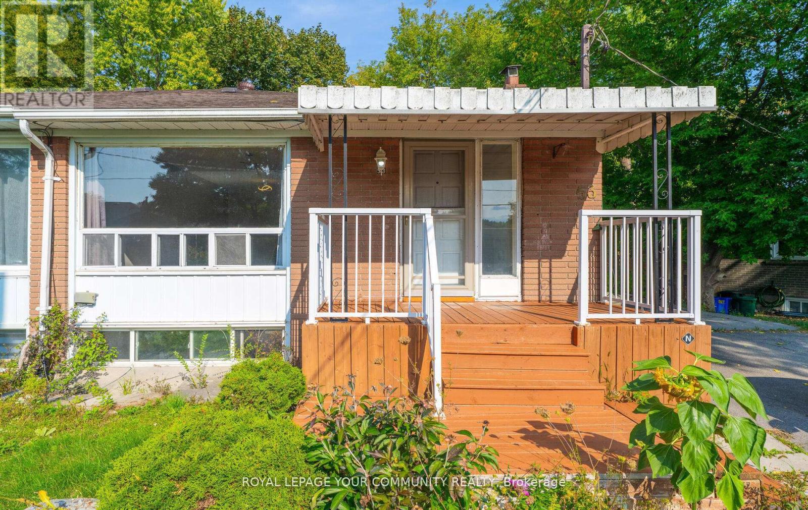 53 NEWBURY DRIVE, Newmarket, Ontario