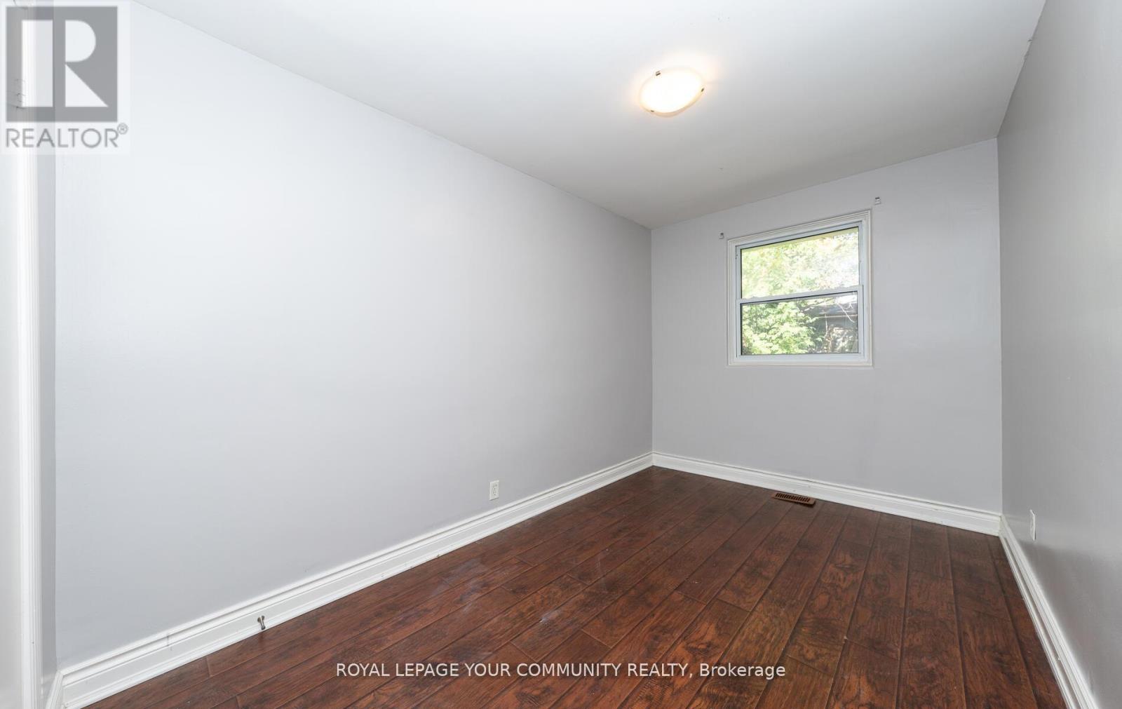 53 Newbury Drive, Newmarket, Ontario  L3Y 4P9 - Photo 16 - N12454952