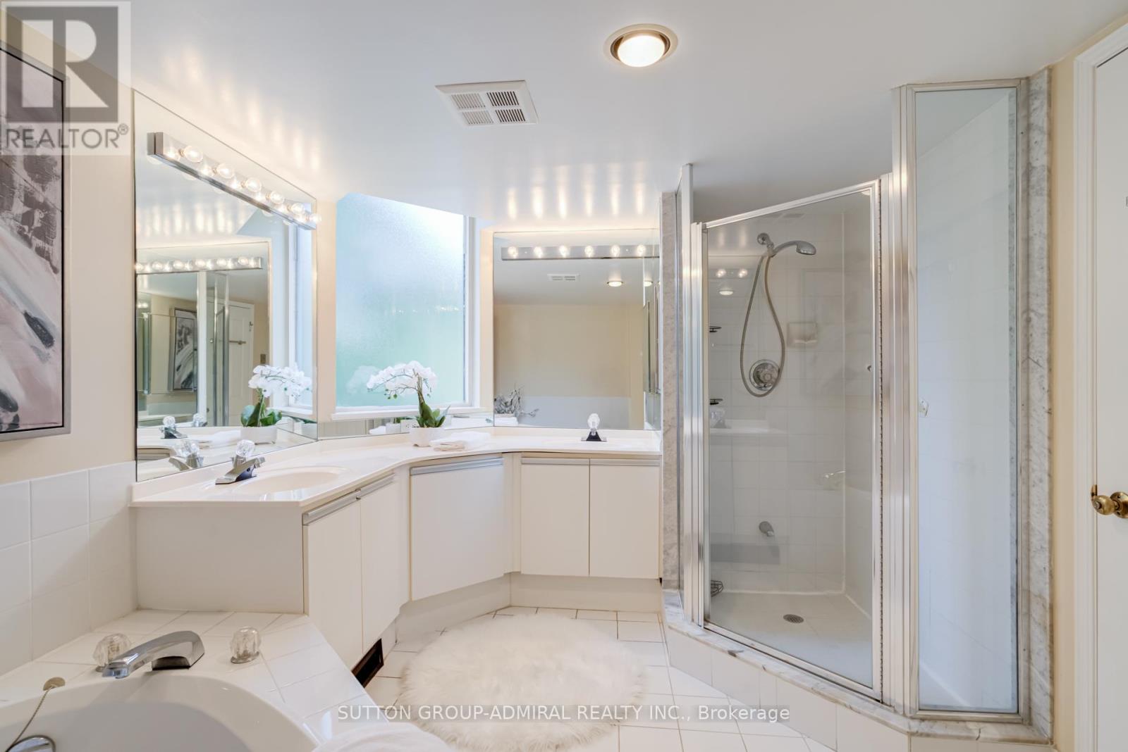 311 - 7250 Yonge Street, Vaughan, Ontario  L4J 7X1 - Photo 20 - N12454971