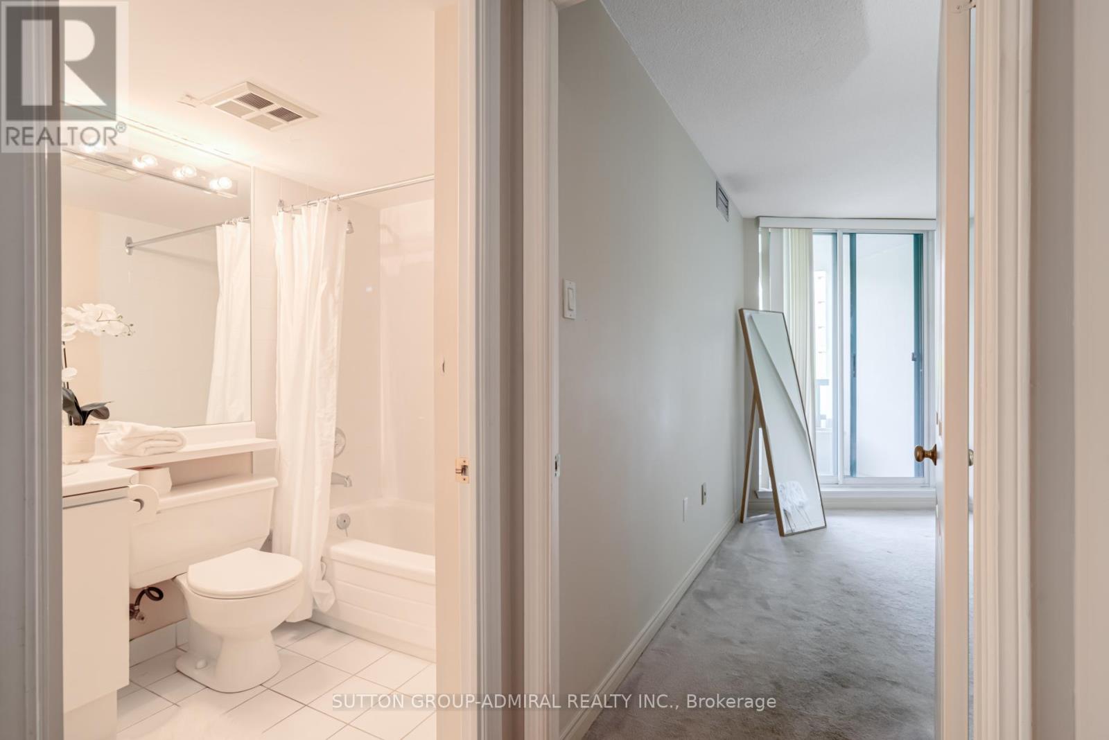 311 - 7250 Yonge Street, Vaughan, Ontario  L4J 7X1 - Photo 22 - N12454971