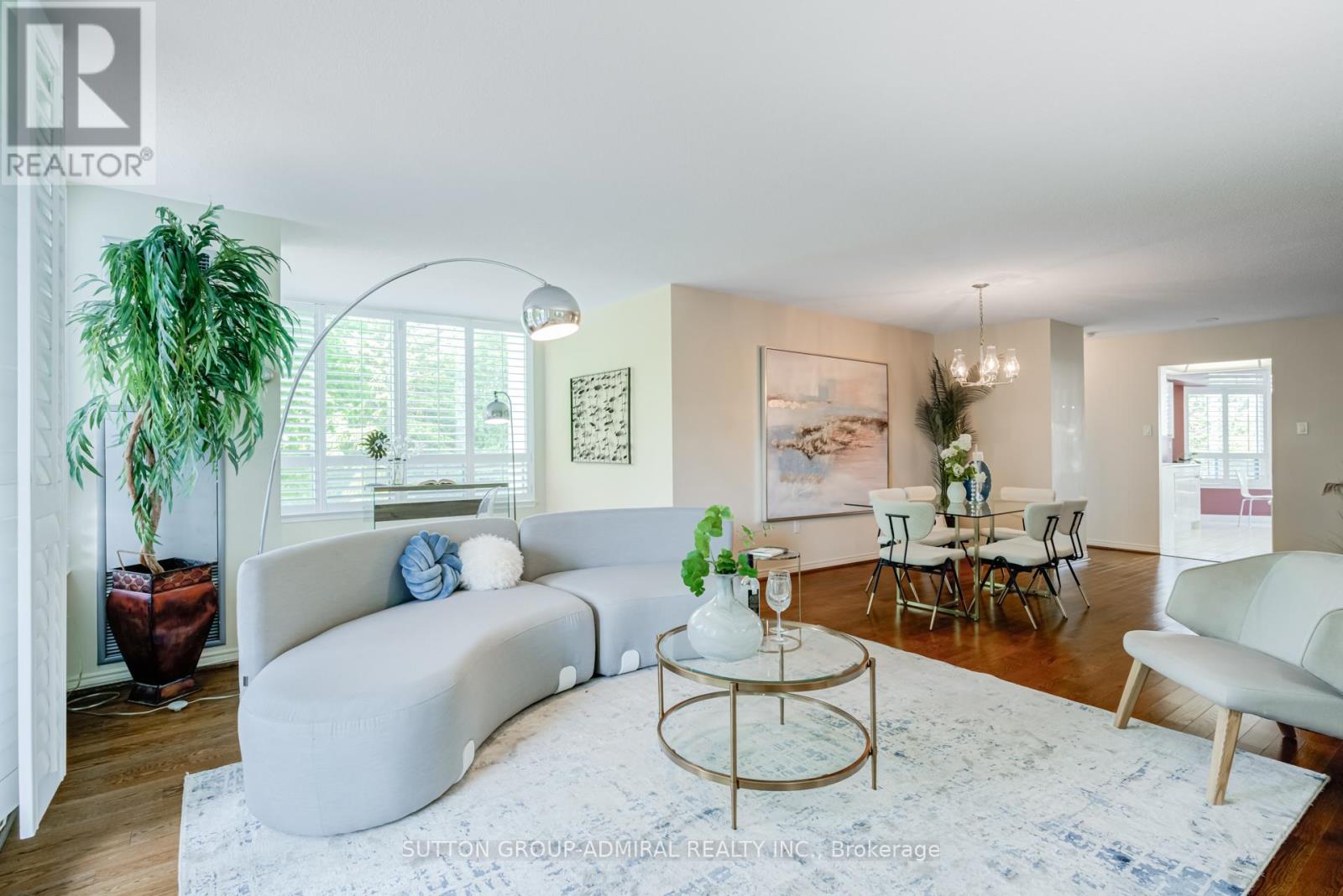 311 - 7250 Yonge Street, Vaughan, Ontario  L4J 7X1 - Photo 6 - N12454971