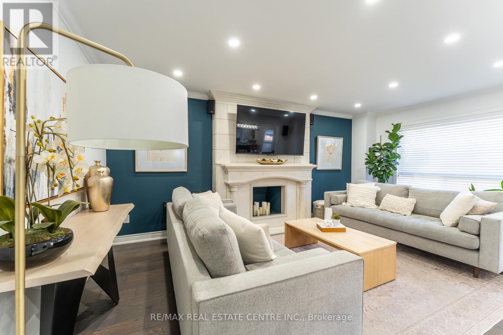 499 Aberdeen Avenue N, Vaughan, Ontario  L4L 5J5 - Photo 10 - N12454973