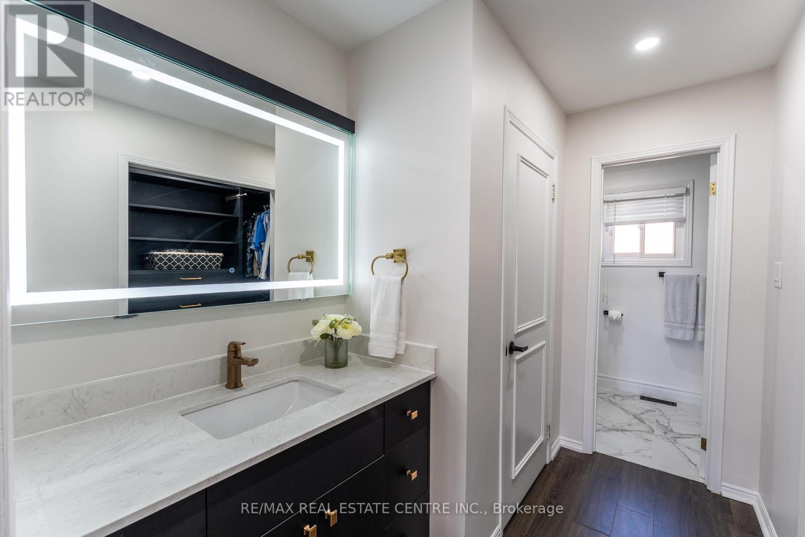 499 Aberdeen Avenue N, Vaughan, Ontario  L4L 5J5 - Photo 32 - N12454973