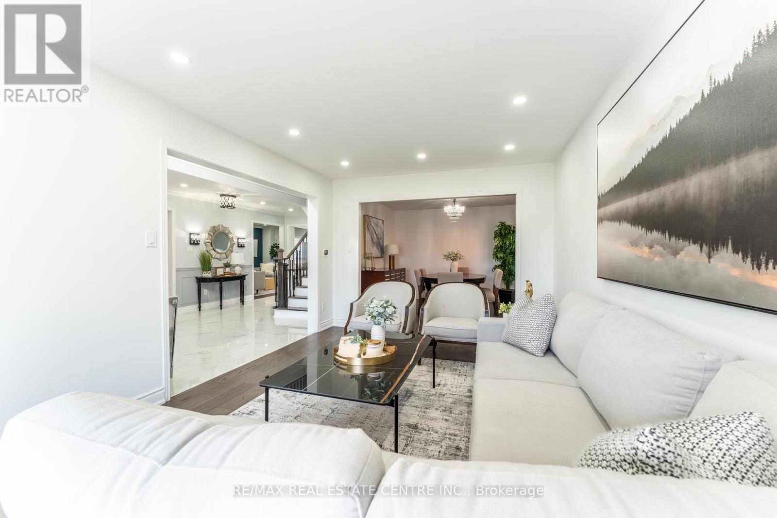 499 Aberdeen Avenue N, Vaughan, Ontario  L4L 5J5 - Photo 6 - N12454973