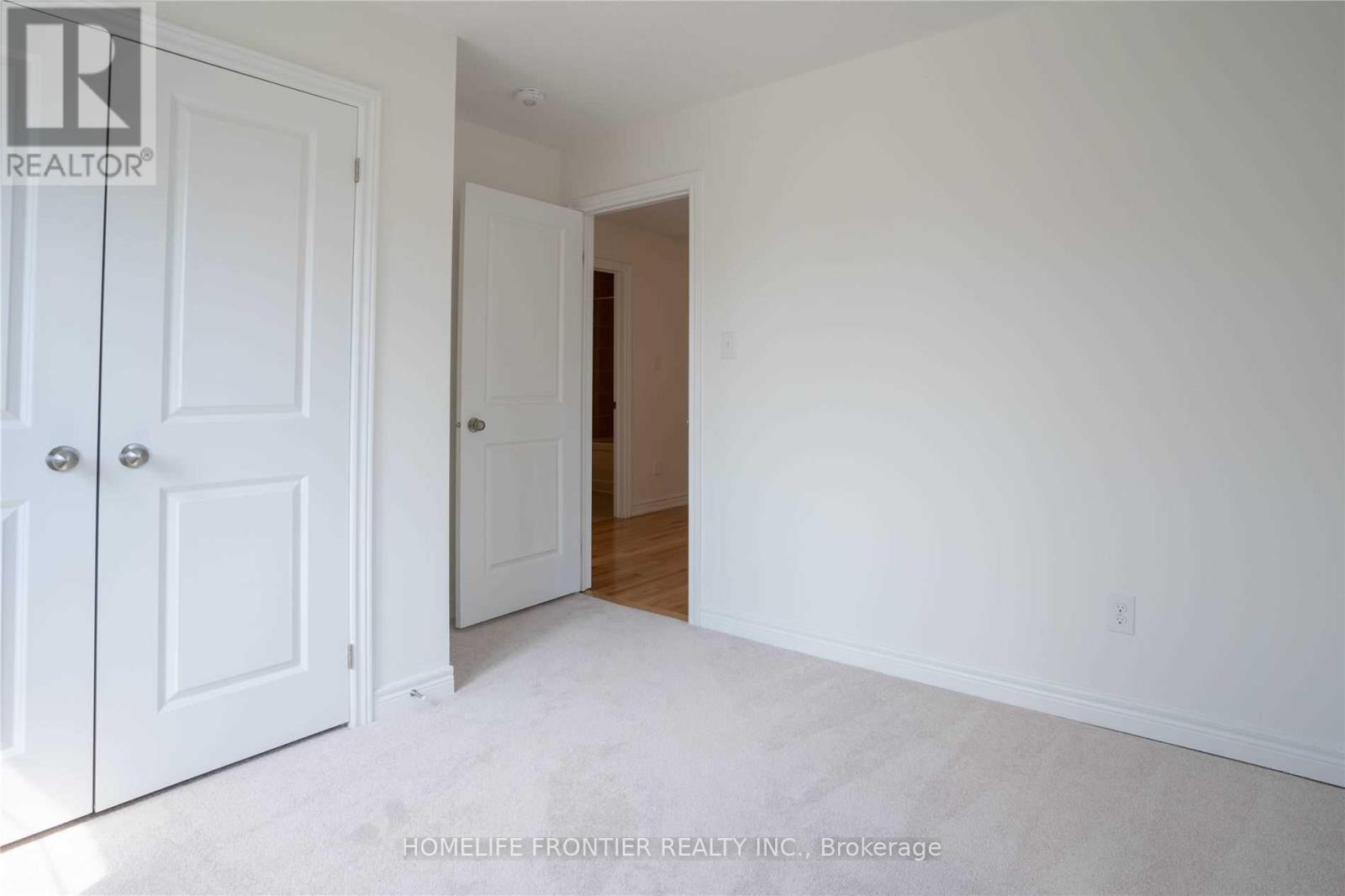 6 Parker Avenue, Richmond Hill, Ontario  L4E 2W4 - Photo 39 - N12454979