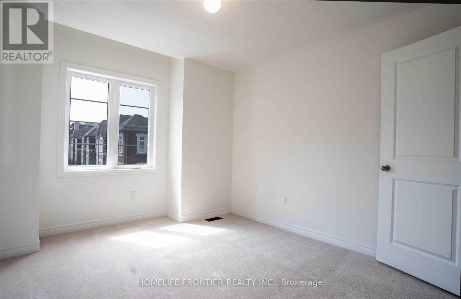 6 Parker Avenue, Richmond Hill, Ontario  L4E 2W4 - Photo 40 - N12454979