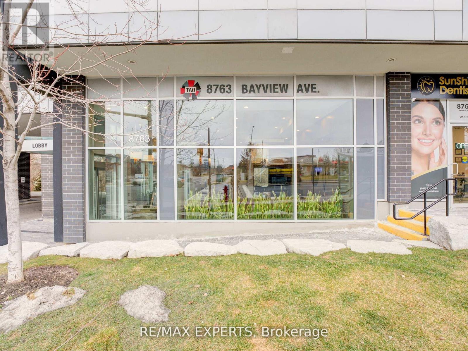 231 - 8763 Bayview Avenue W, Richmond Hill, Ontario  L4B 3V1 - Photo 2 - N12454988