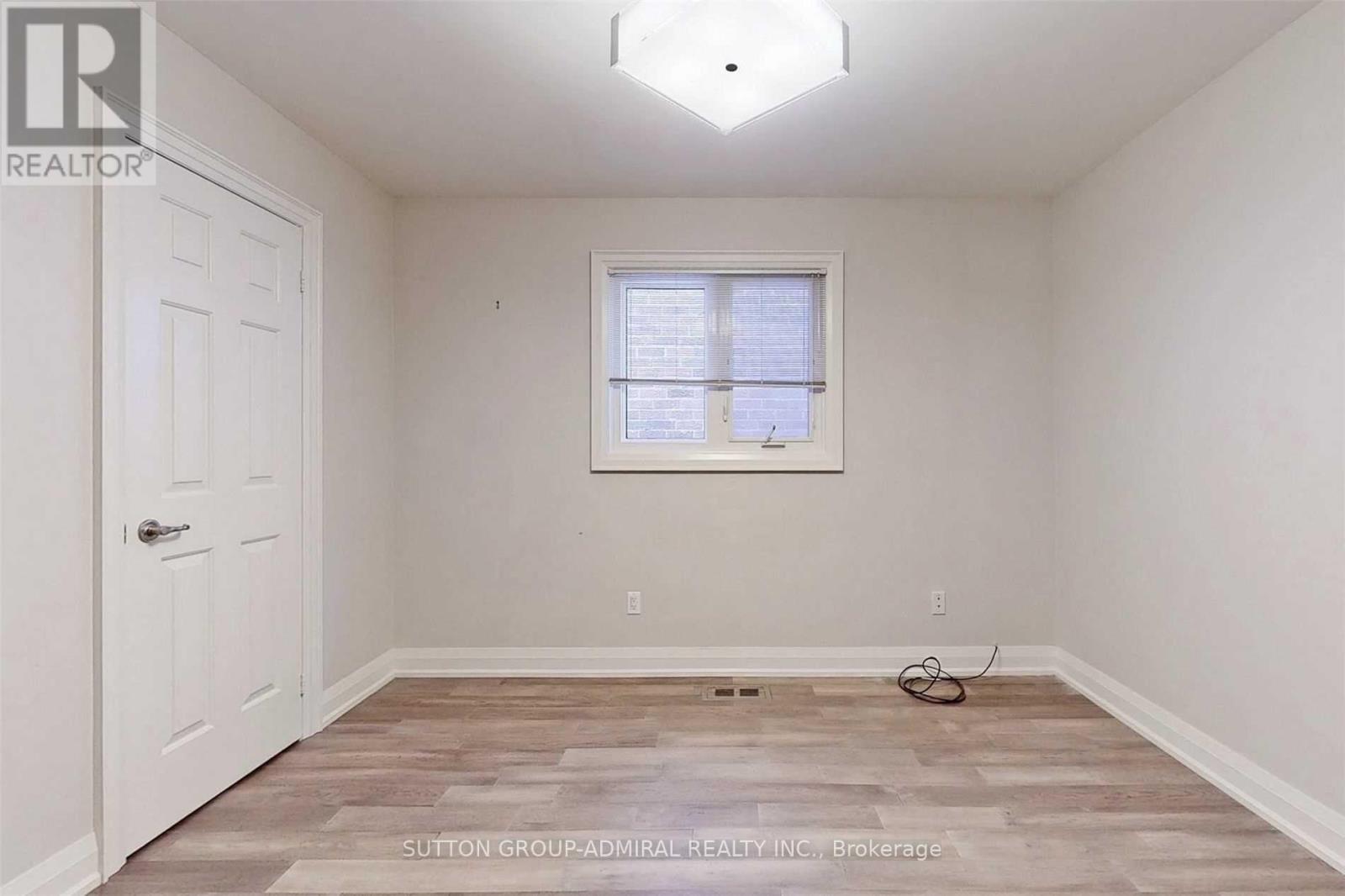 15 Dundurn Crescent, Vaughan, Ontario  L4J 6Z1 - Photo 25 - N12455000