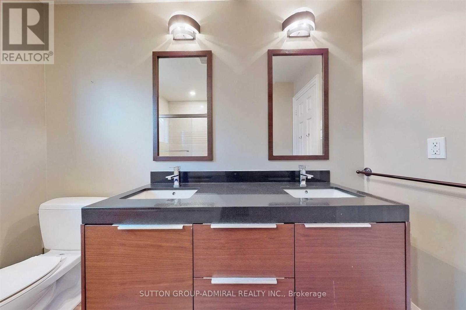 15 Dundurn Crescent, Vaughan, Ontario  L4J 6Z1 - Photo 26 - N12455000
