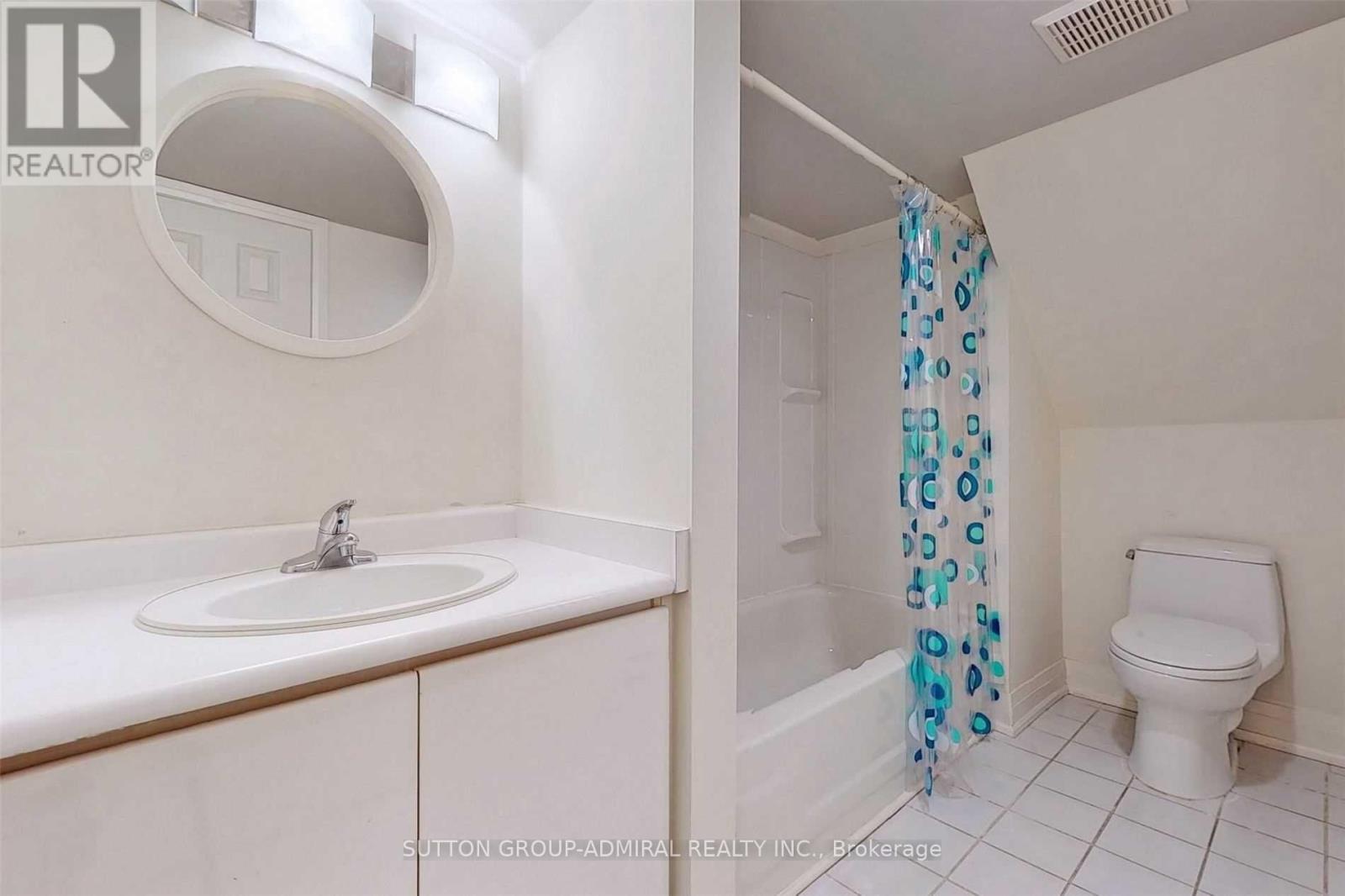15 Dundurn Crescent, Vaughan, Ontario  L4J 6Z1 - Photo 34 - N12455000