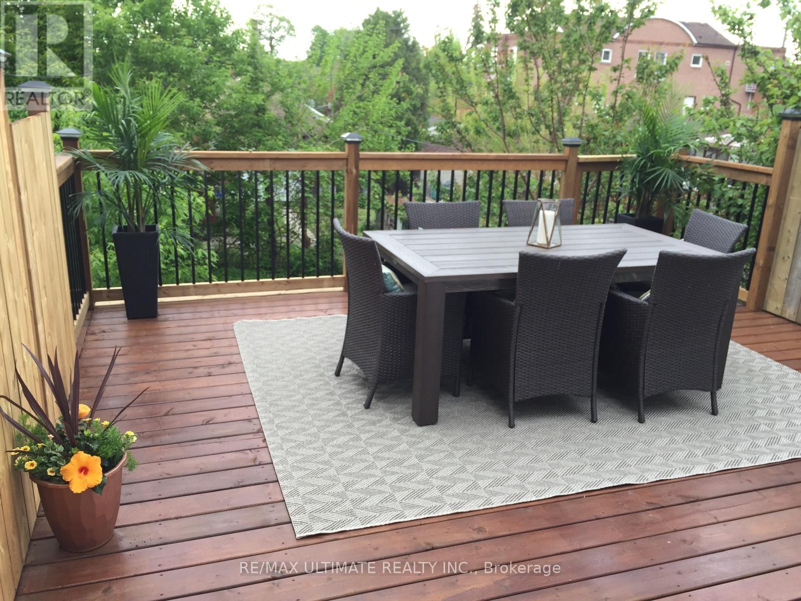 59 CAMERON AVENUE, Toronto, Ontario