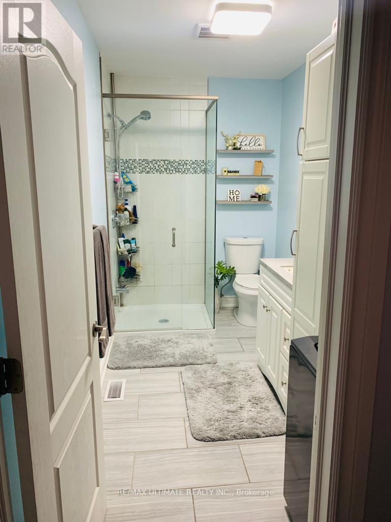 59 Cameron Avenue, Toronto (Keelesdale-Eglinton West), Ontario  M6M 1R1 - Photo 16 - W12454654