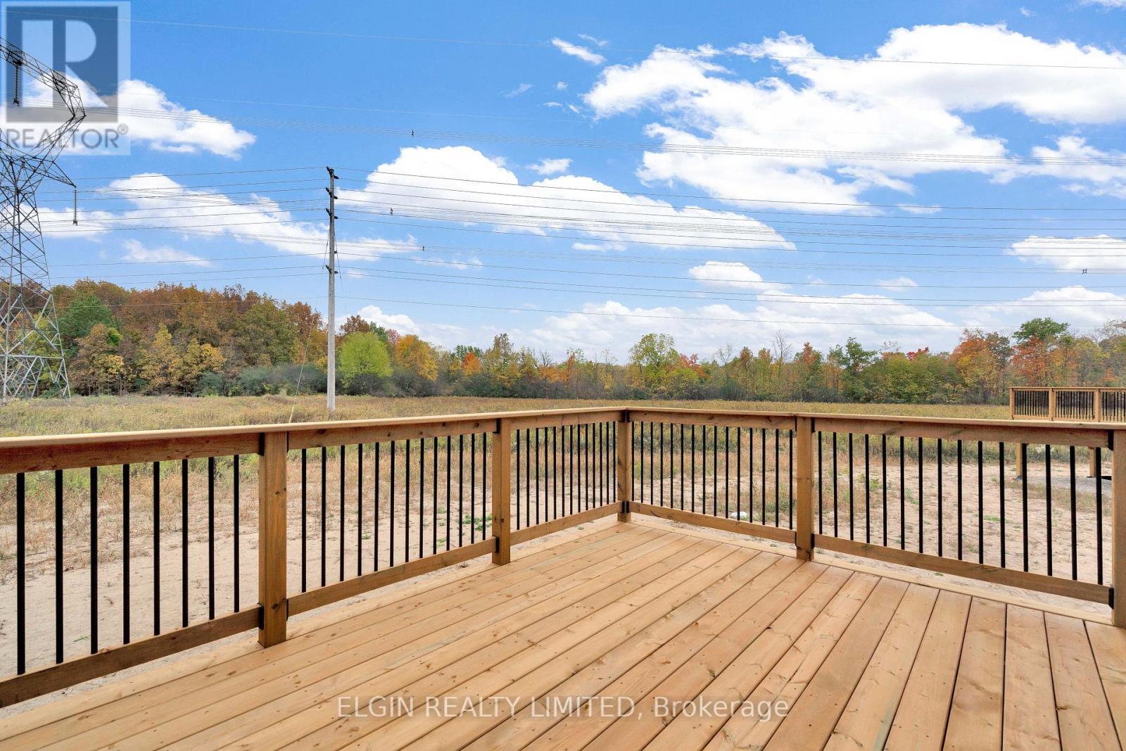 8 Columbus Court, Central Elgin, Ontario  N5P 0E5 - Photo 5 - X12409864