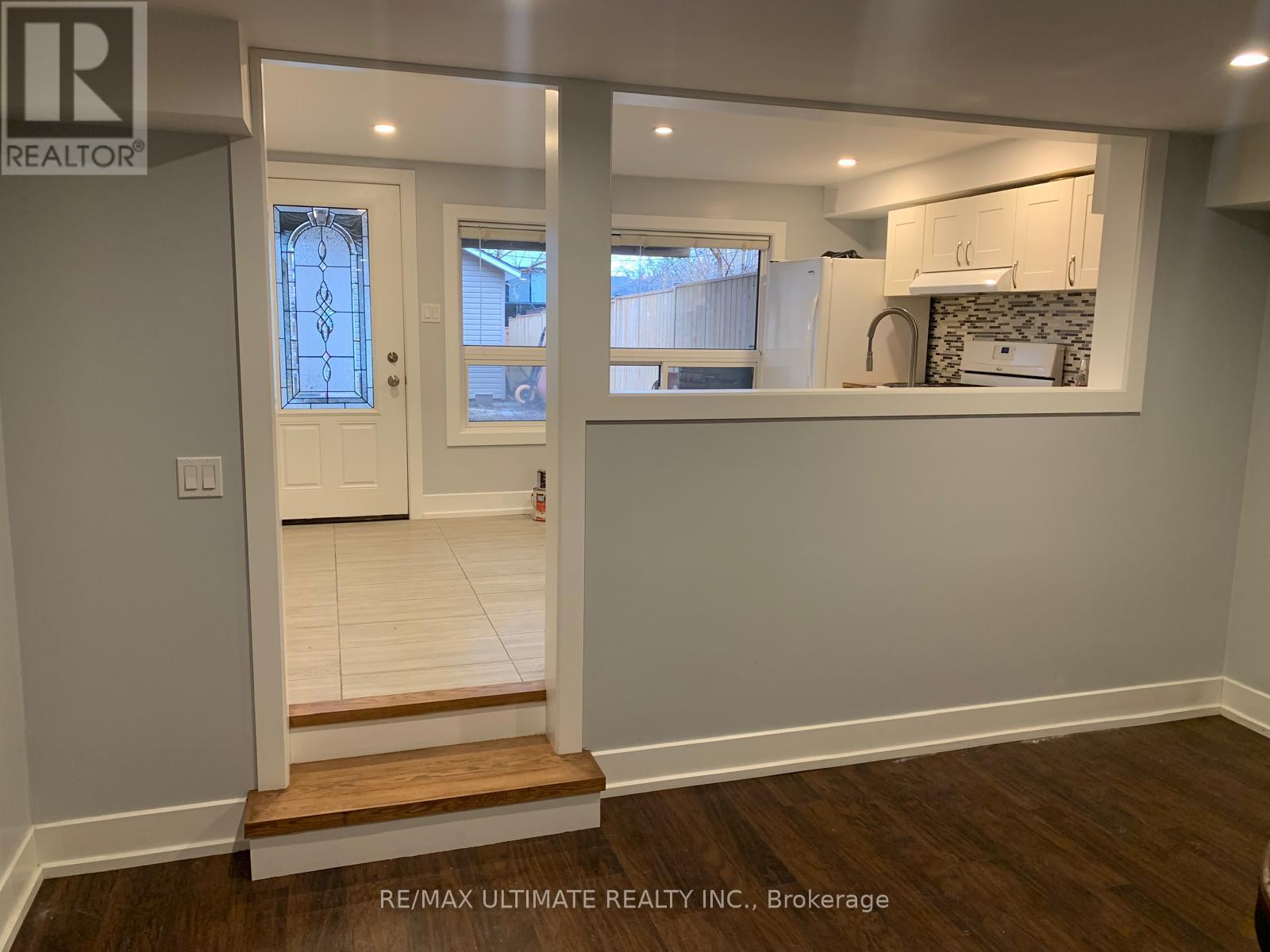 59 Cameron Avenue, Toronto (Keelesdale-Eglinton West), Ontario  M6M 1R1 - Photo 26 - W12454654