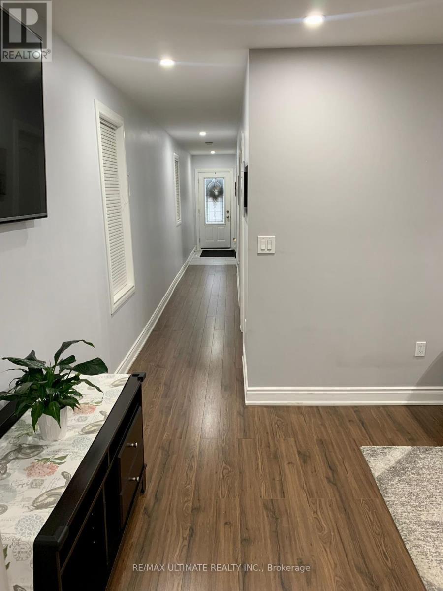 59 Cameron Avenue, Toronto (Keelesdale-Eglinton West), Ontario  M6M 1R1 - Photo 4 - W12454654
