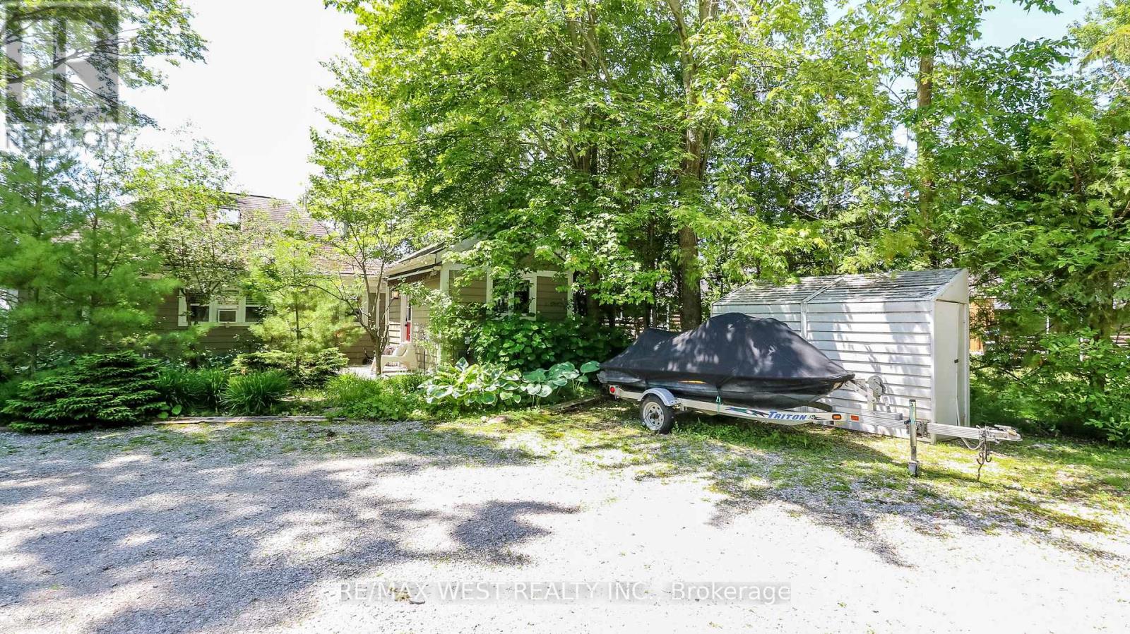 3756 Glenrest Drive, Ramara, Ontario  L0K 1B0 - Photo 5 - S12454942
