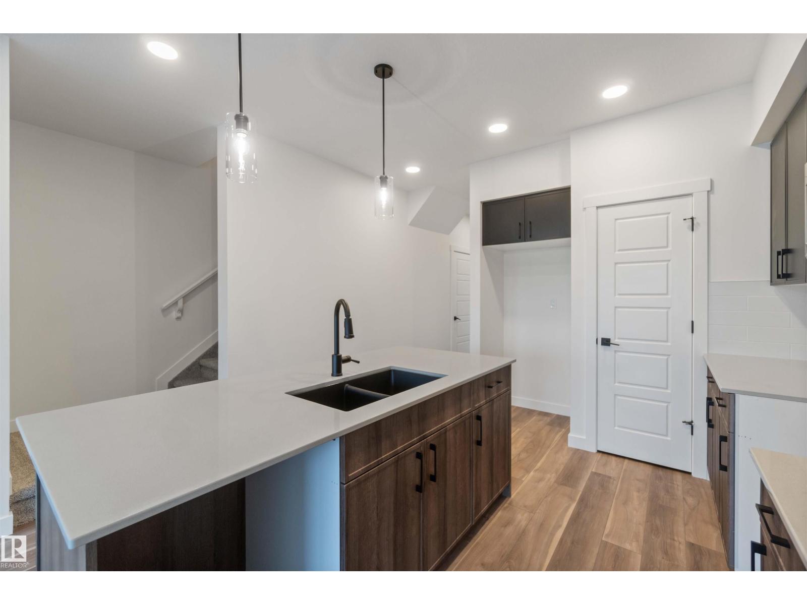 1011 Aster Bv Nw, Edmonton, Alberta  T6T 2W8 - Photo 8 - E4460452