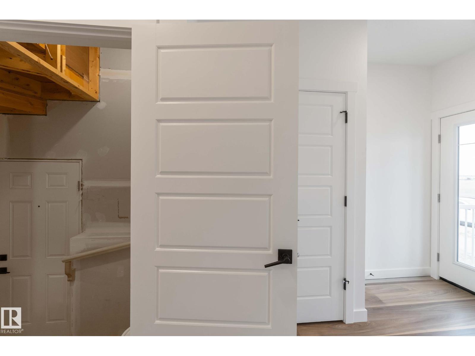 1011 Aster Bv Nw, Edmonton, Alberta  T6T 2W8 - Photo 5 - E4460452