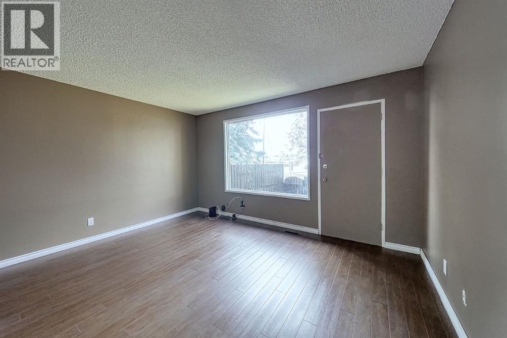 7, 175 Manora Place Ne, Calgary, Alberta  T2A 5P7 - Photo 12 - A2257569
