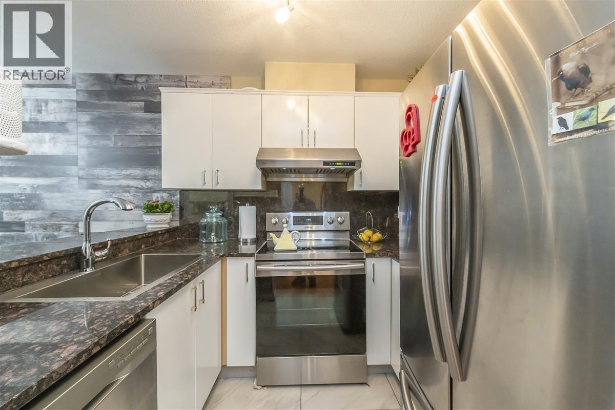 201 8180 Granville Avenue, Richmond, British Columbia  V6Y 4G1 - Photo 11 - R3057083