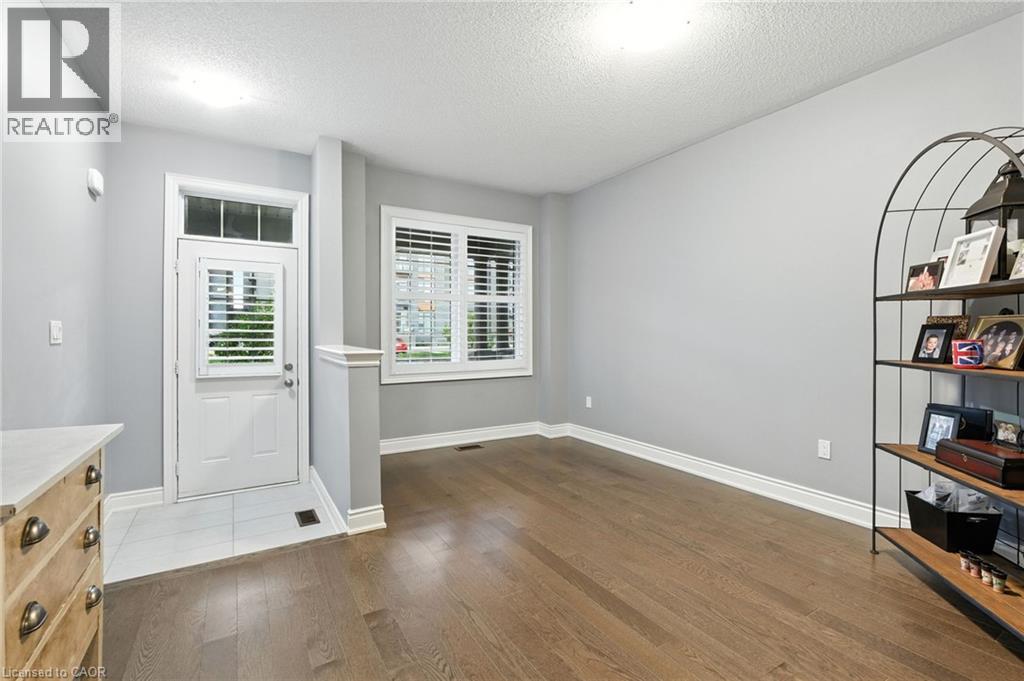 29 Riverwalk Drive, Waterdown, Ontario  L8B 1X3 - Photo 5 - 40777796