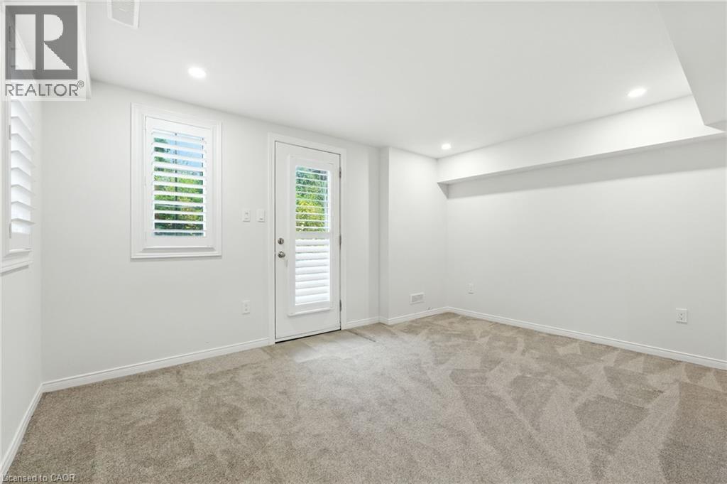 29 Riverwalk Drive, Waterdown, Ontario  L8B 1X3 - Photo 30 - 40777796