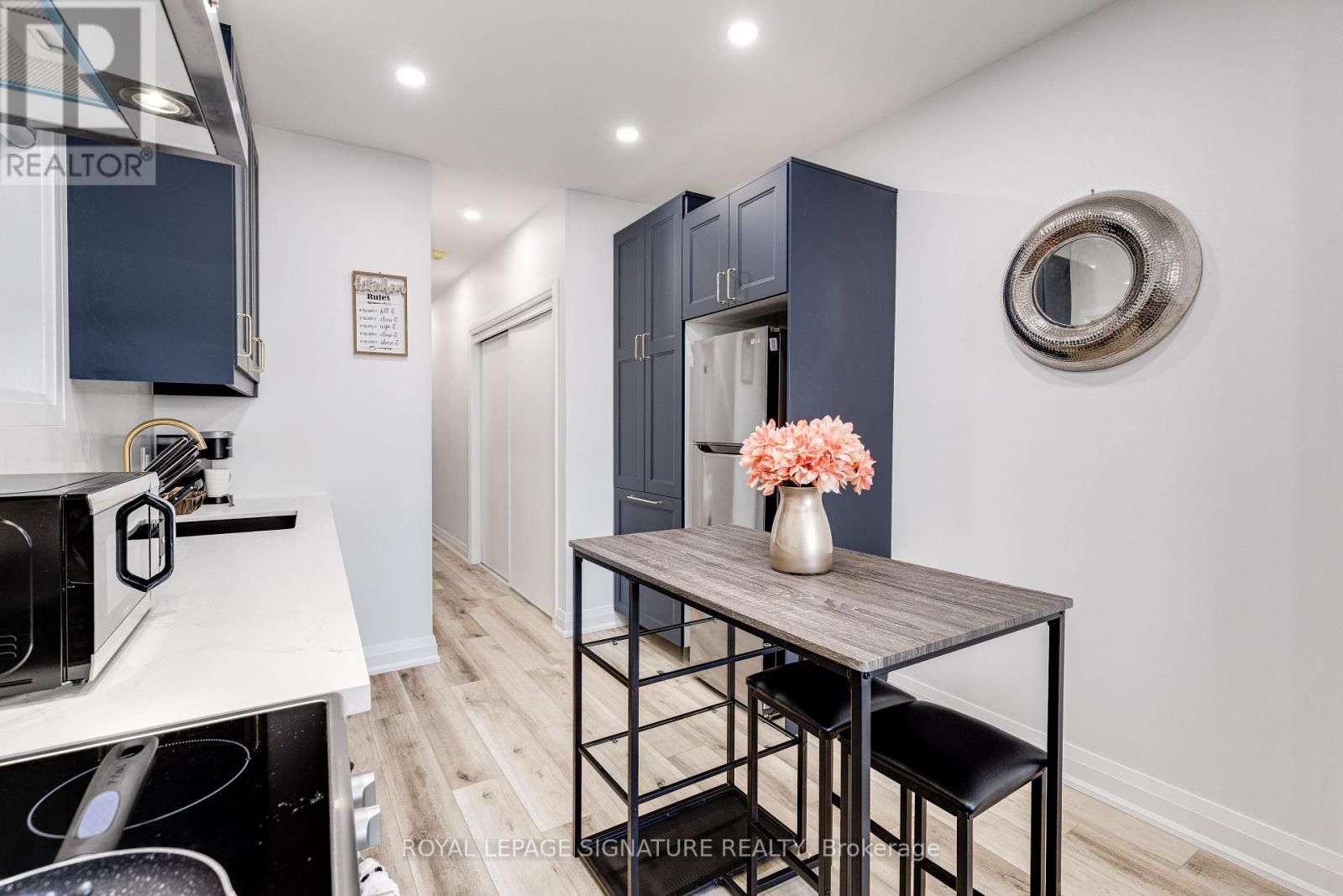 Main - 147 Lansdowne Avenue, Toronto, Ontario  M6K 2W1 - Photo 5 - W12454897