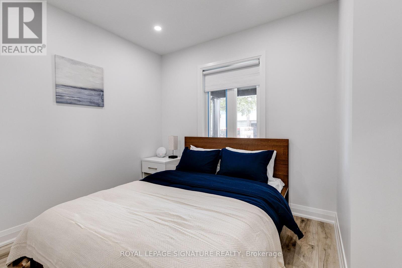 Main - 147 Lansdowne Avenue, Toronto, Ontario  M6K 2W1 - Photo 9 - W12454897