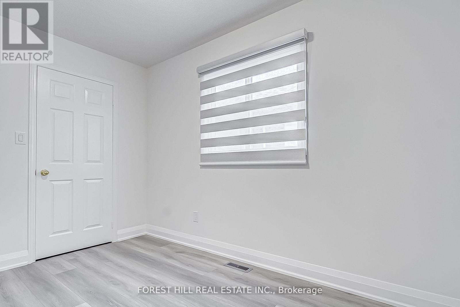 696 Mirage Place, Mississauga, Ontario  L5R 3Y2 - Photo 21 - W12454913