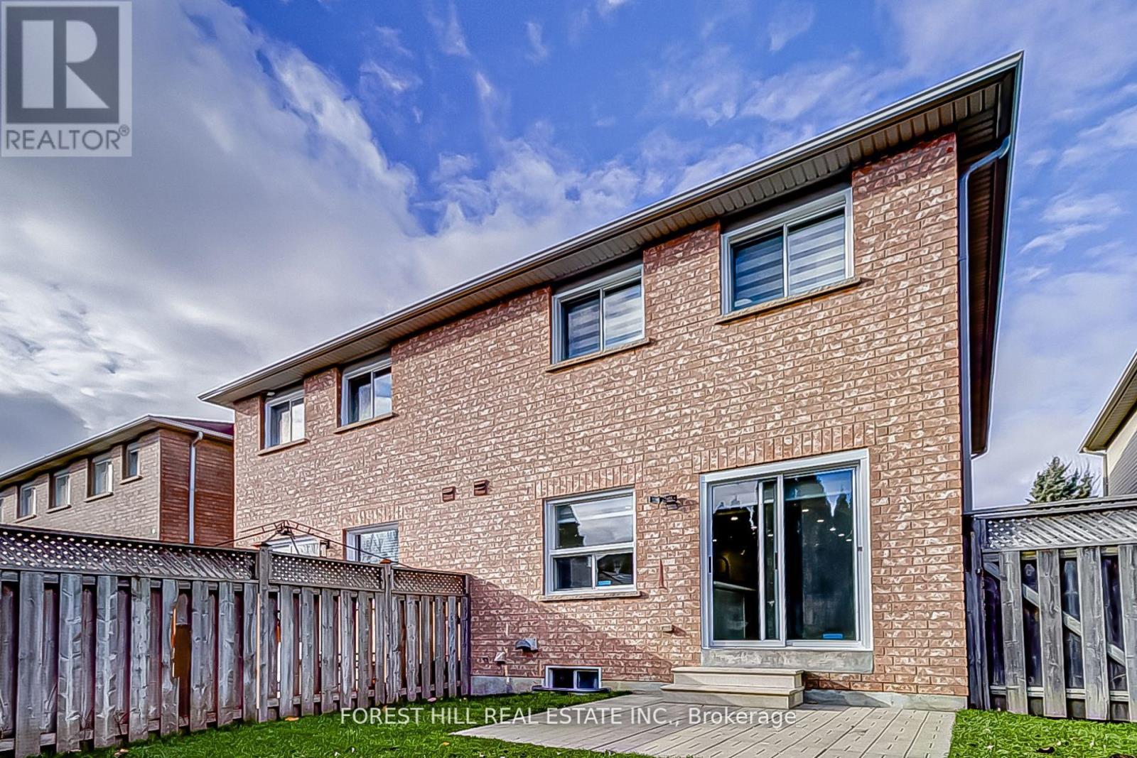 696 Mirage Place, Mississauga, Ontario  L5R 3Y2 - Photo 27 - W12454913