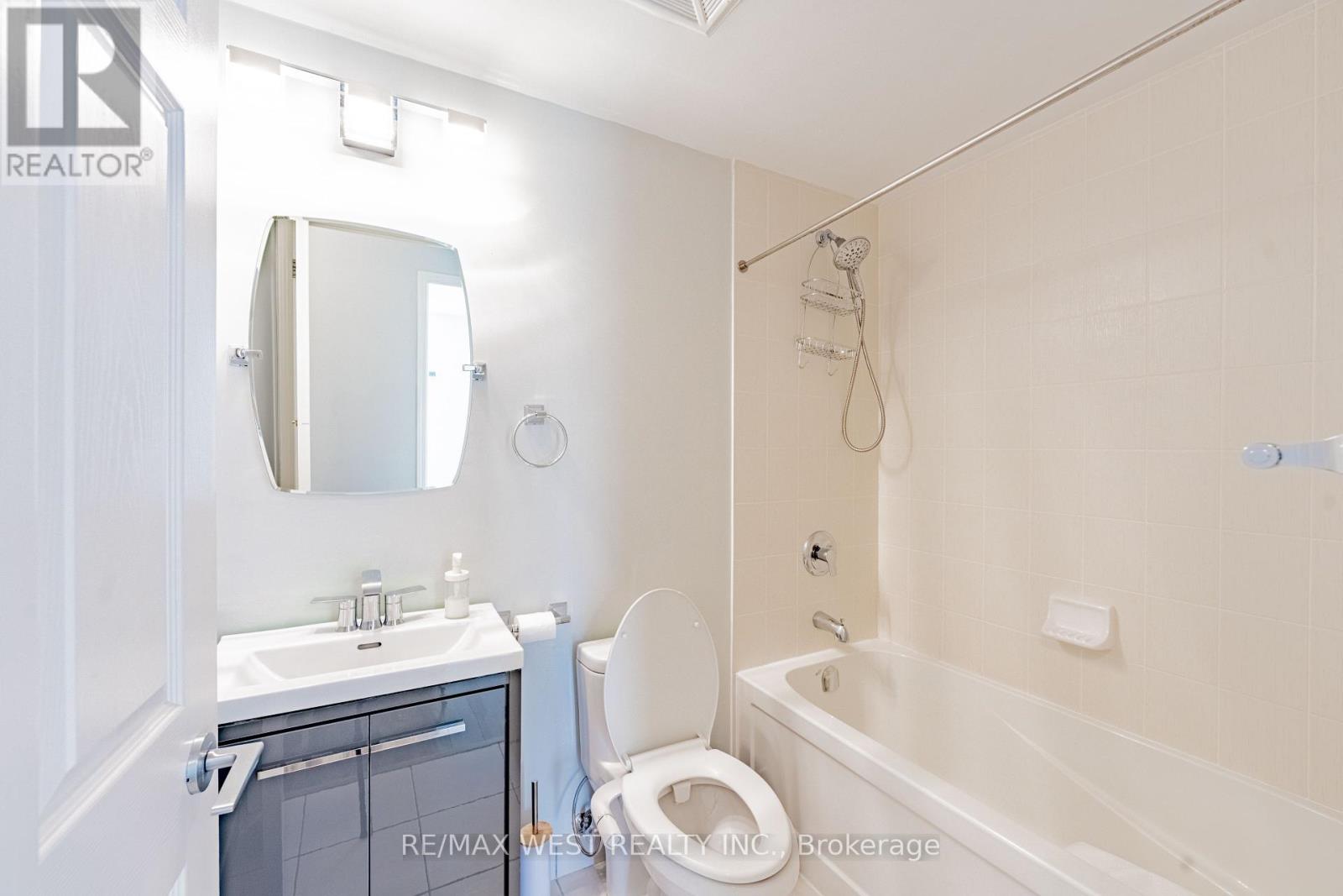 625 - 15 James Finlay Way, Toronto, Ontario  M3M 0B3 - Photo 24 - W12454923