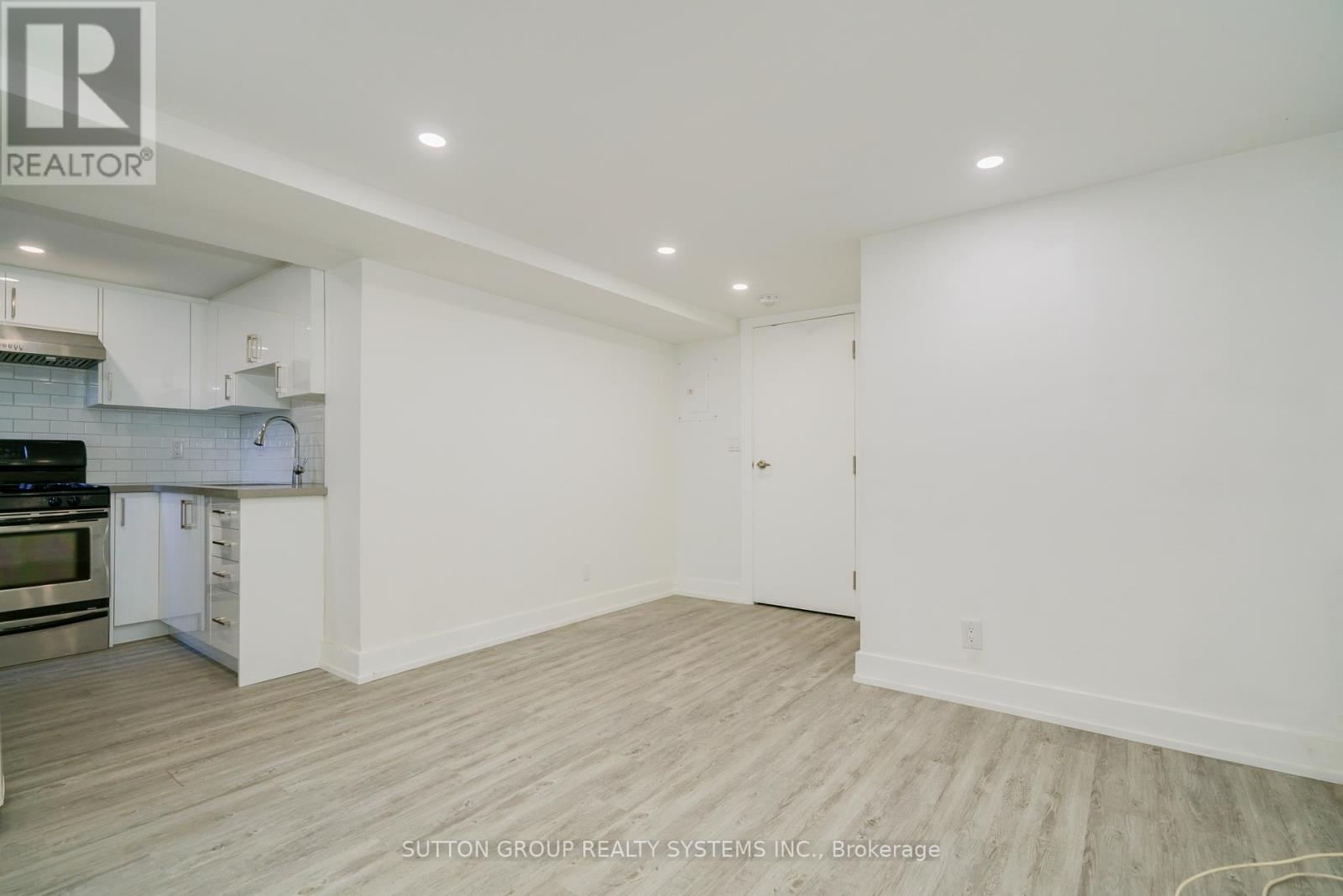 Basement A - 56 Edna Avenue, Toronto, Ontario  M6P 1B6 - Photo 6 - W12454927