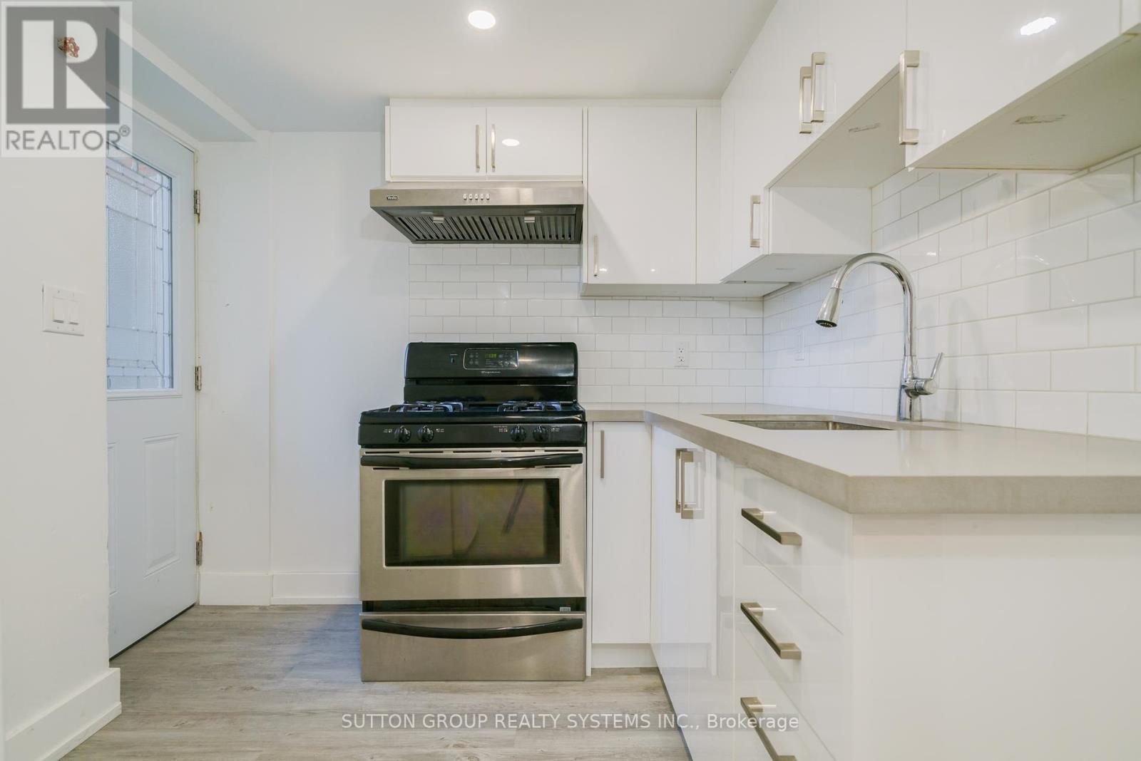 Basement A - 56 Edna Avenue, Toronto, Ontario  M6P 1B6 - Photo 9 - W12454927