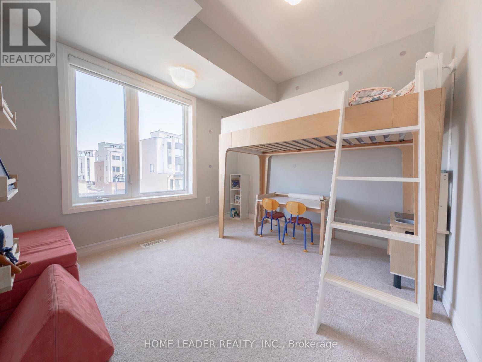 243 Downsview Park Boulevard S, Toronto, Ontario  M3K 0A5 - Photo 14 - W12454953