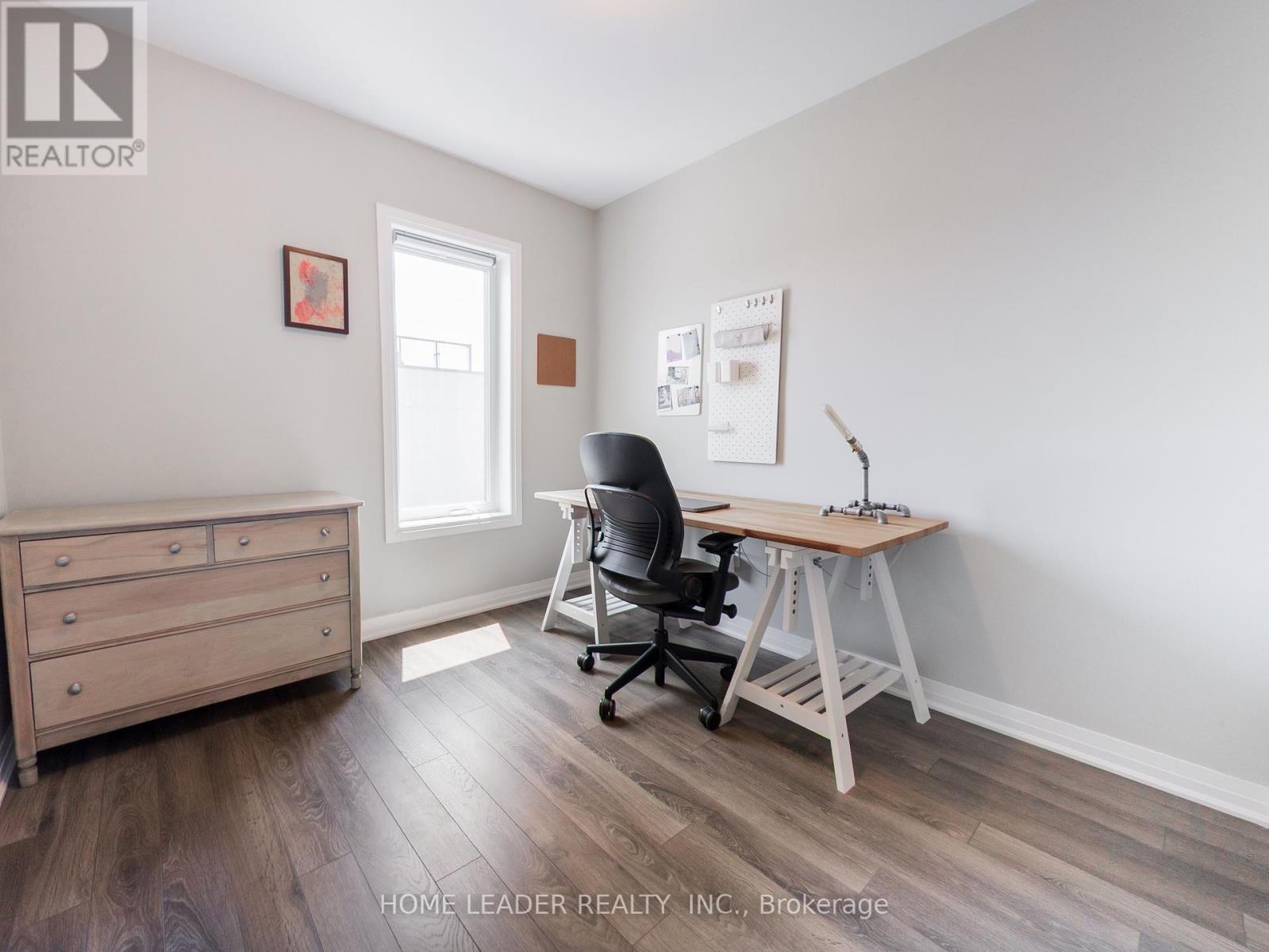 243 Downsview Park Boulevard S, Toronto, Ontario  M3K 0A5 - Photo 19 - W12454953