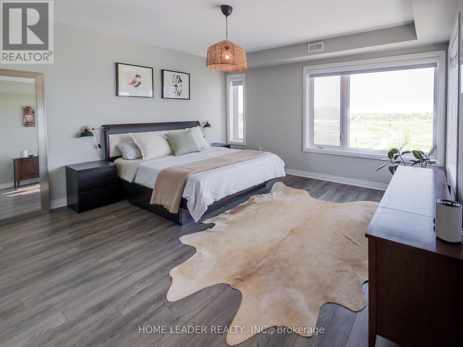 243 Downsview Park Boulevard S, Toronto, Ontario  M3K 0A5 - Photo 20 - W12454953