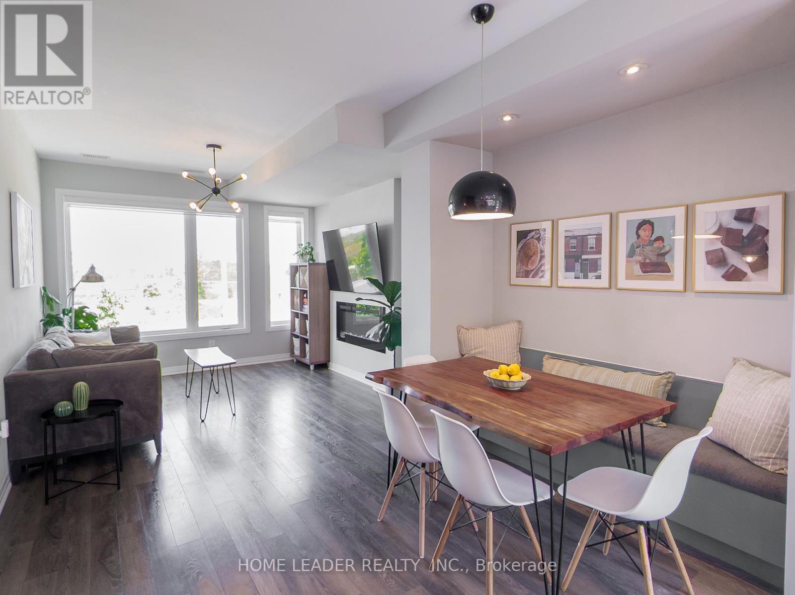 243 Downsview Park Boulevard S, Toronto, Ontario  M3K 0A5 - Photo 5 - W12454953