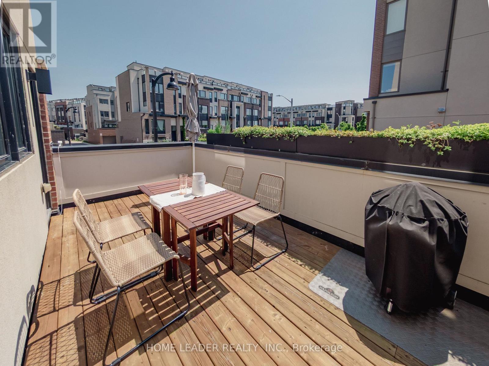 243 Downsview Park Boulevard S, Toronto, Ontario  M3K 0A5 - Photo 9 - W12454953