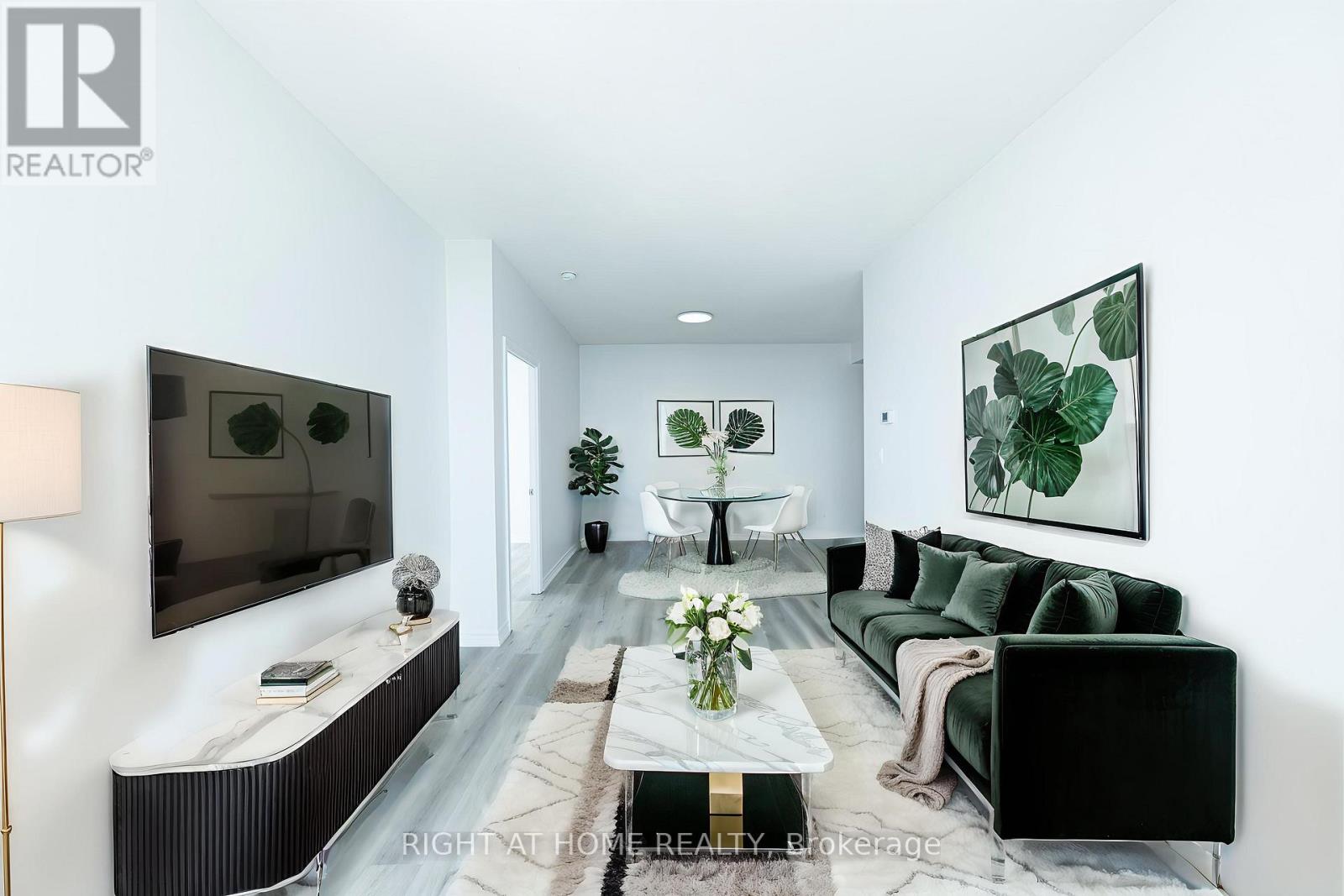 3503 - 3504 Hurontario Street, Mississauga (Fairview), Ontario  L5B 0B9 - Photo 4 - W12454975