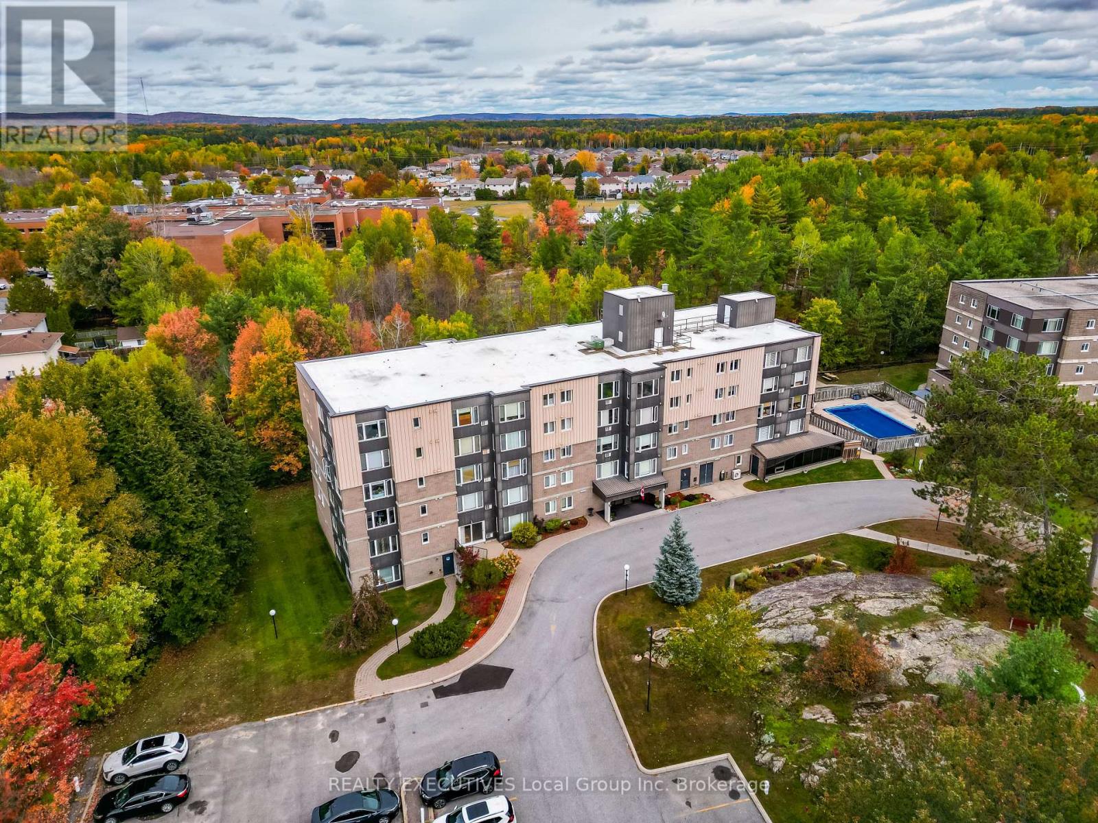 203 - 116 Blair Street, North Bay, Ontario  P1A 4E6 - Photo 1 - X12455052